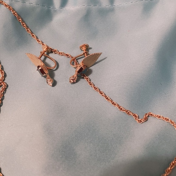 Jewelry set(necklace+ear clips) - Picture 2 of 3